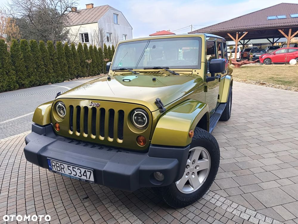 Jeep Wrangler Unlimited 3.8 Automatik Sahara - 4