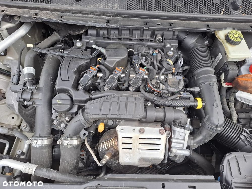 Peugeot 308 1.2 PureTech Active S&S - 11