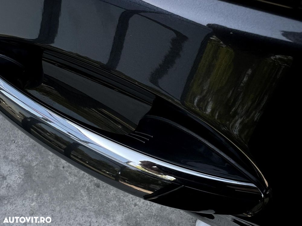 BMW Seria 7 - 37