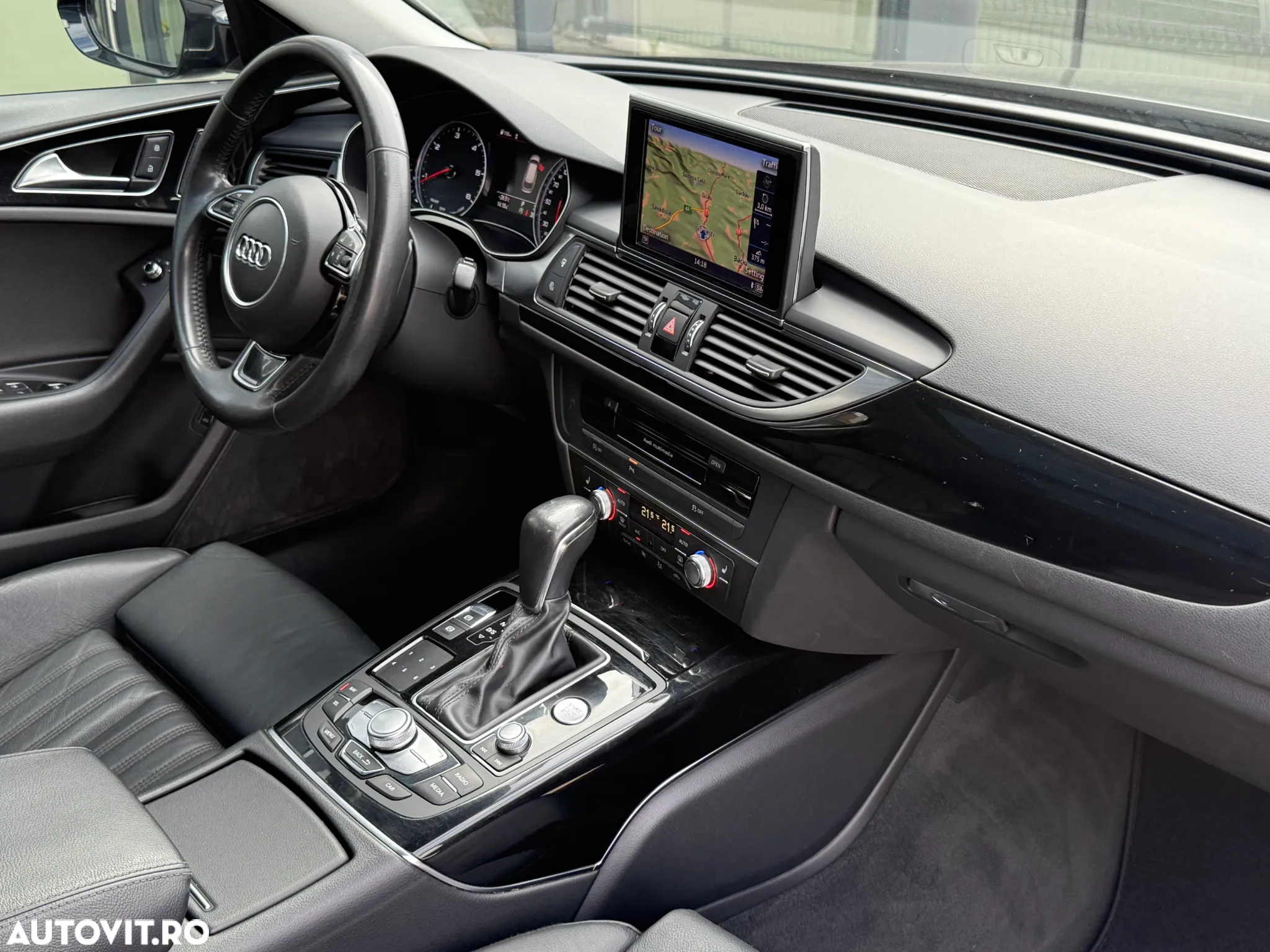 Audi A6 Avant 2.0 TDI Ultra S tronic - 13
