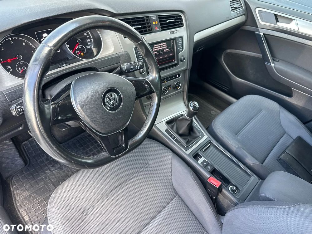 Volkswagen Golf 2.0 TDI BMT Comfortline - 14