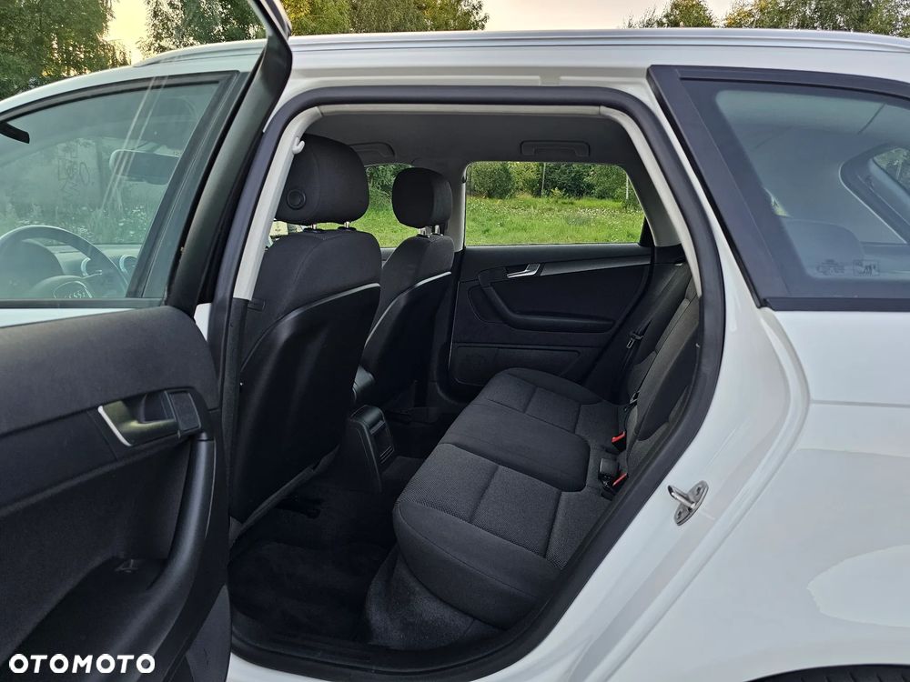 Audi A3 Sportback 1.6 TDI (clean diesel) S tronic S line Sportpaket - 11