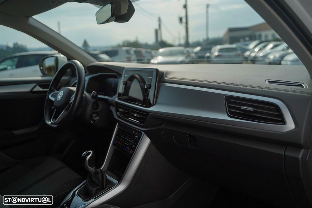 VW T-Roc 1.0 TSI Urban - 31