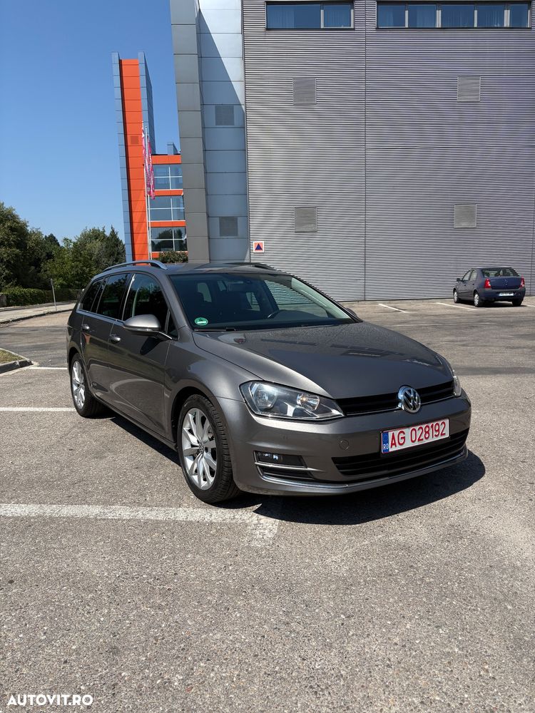 Volkswagen Golf - 1