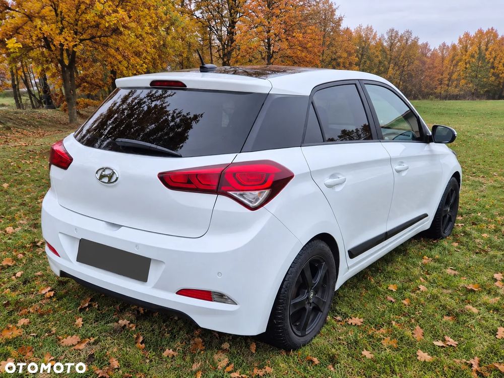 Hyundai I20 2015 photo 5