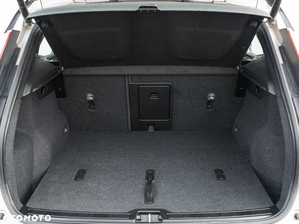 Volvo XC 40 73kWh P6 Recharge Plus - 27