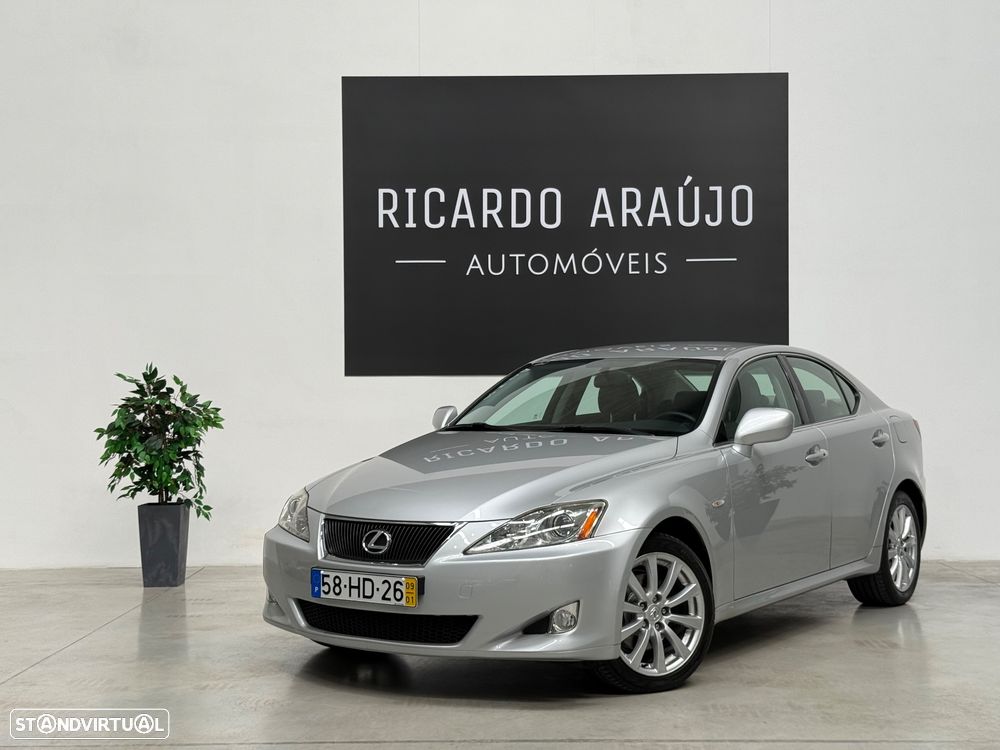 Lexus IS 220 d P.Luxury 4D - 1