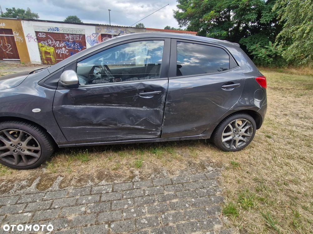 Mazda 2 1.3 Impression - 11