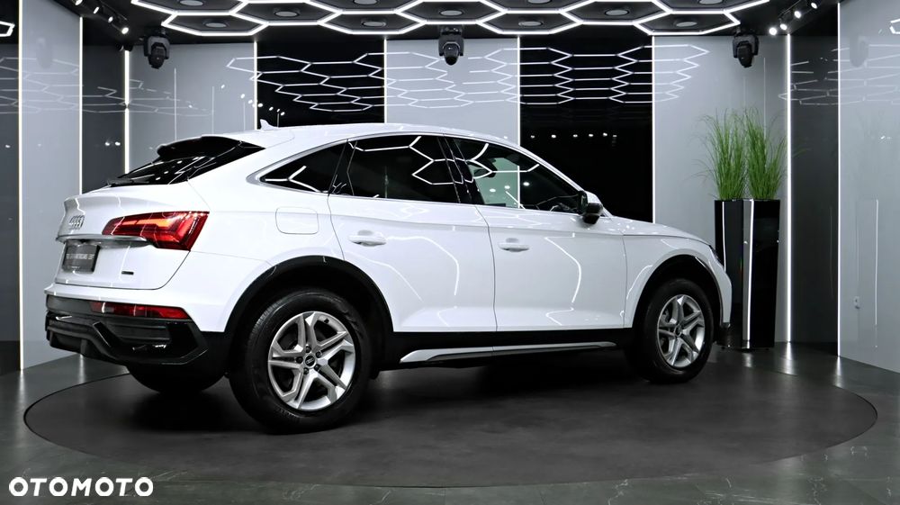 Audi Q5 Sportback 40 TDI quattro S tronic advanced - 10