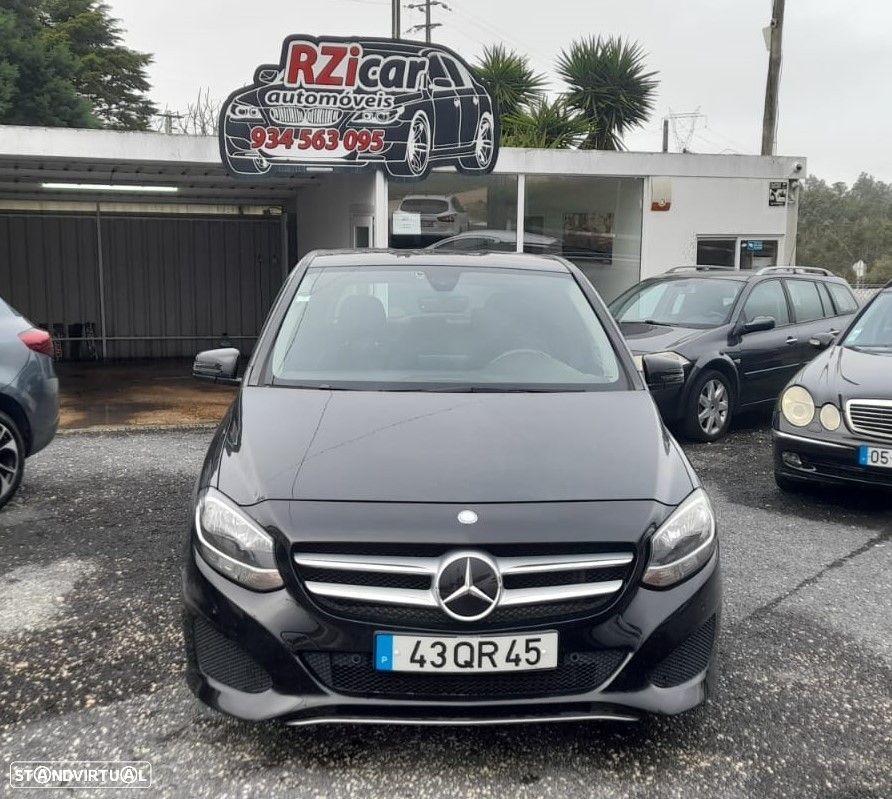Mercedes-Benz B 180 d Urban - 2