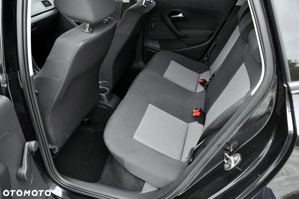 Volkswagen Polo - 9