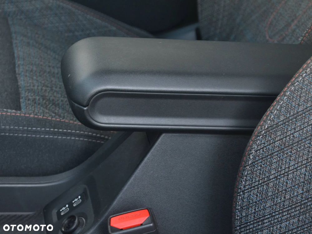 MINI Cooper C Linia Essential - 10