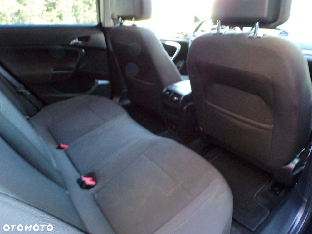 Opel Insignia - 27