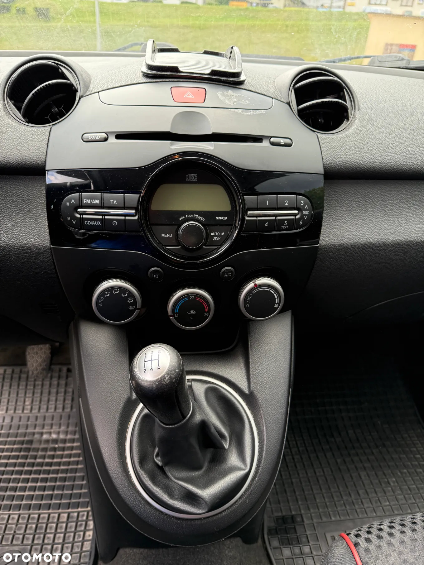 Mazda 2 - 23
