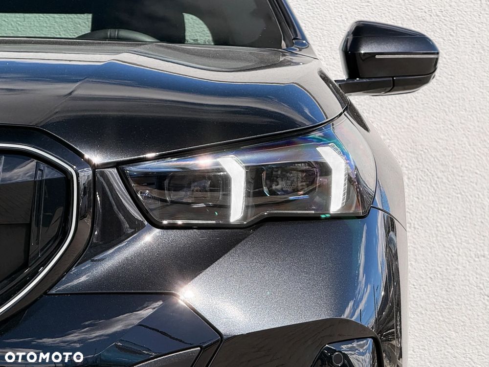 BMW Seria 5 520d xDrive - 7