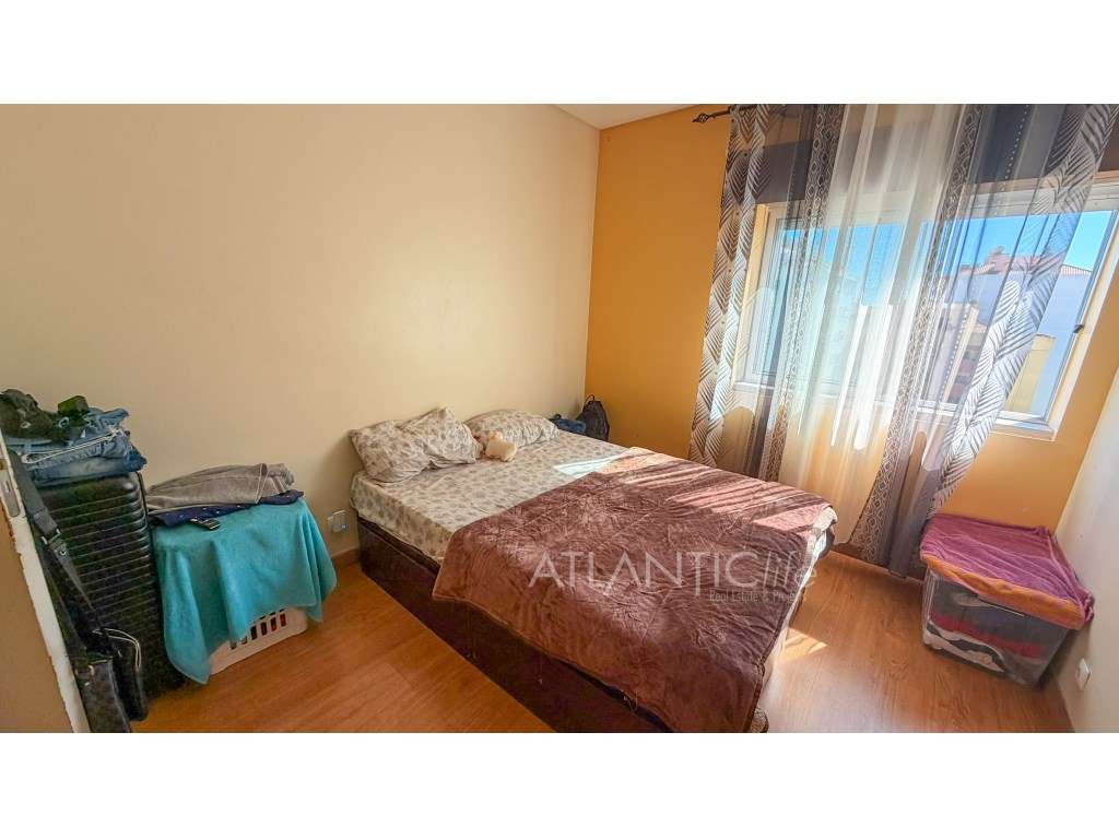 Excelente apartamento T3 situado no 9.º andar - Grande imagem: 5/12