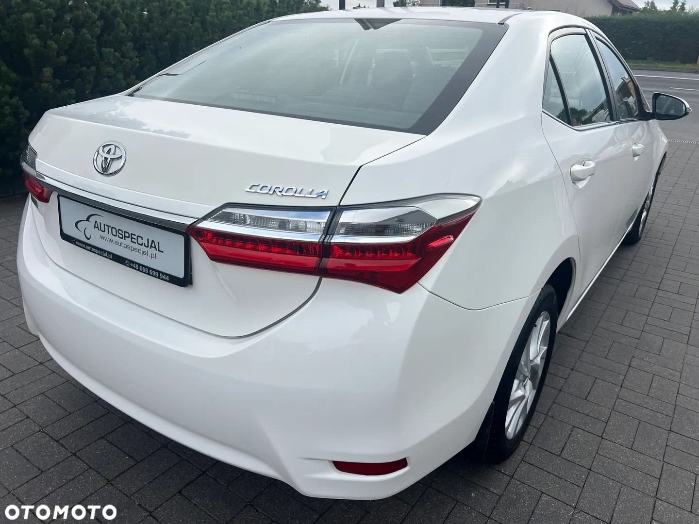 Toyota Corolla 1.6 Classic Plus - 2
