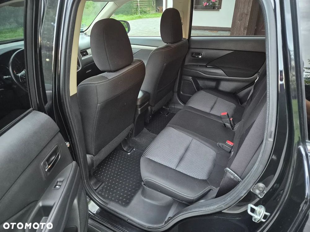 Mitsubishi Outlander 2.0 Intense + 4WD CVT - 4