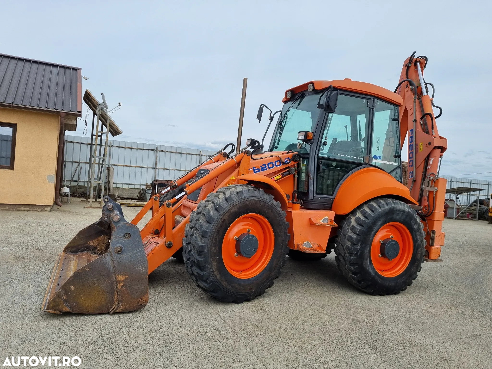 FIAT HITACHI FB 200.2 - 7