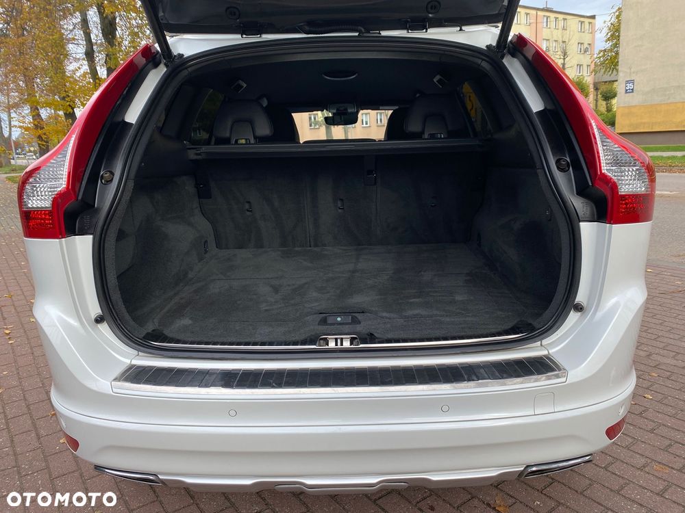 Volvo XC 60 D4 Drive-E Ocean Race - 19