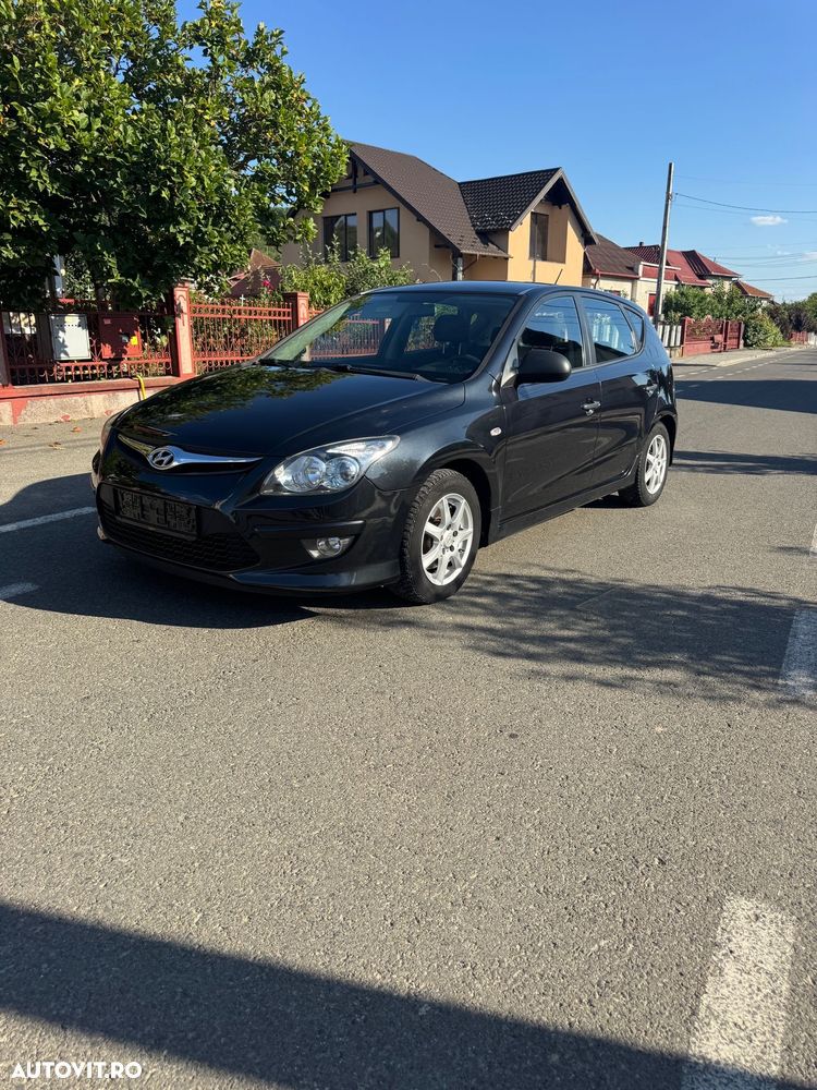 Hyundai i30 1.6 CRDI Classic - 1