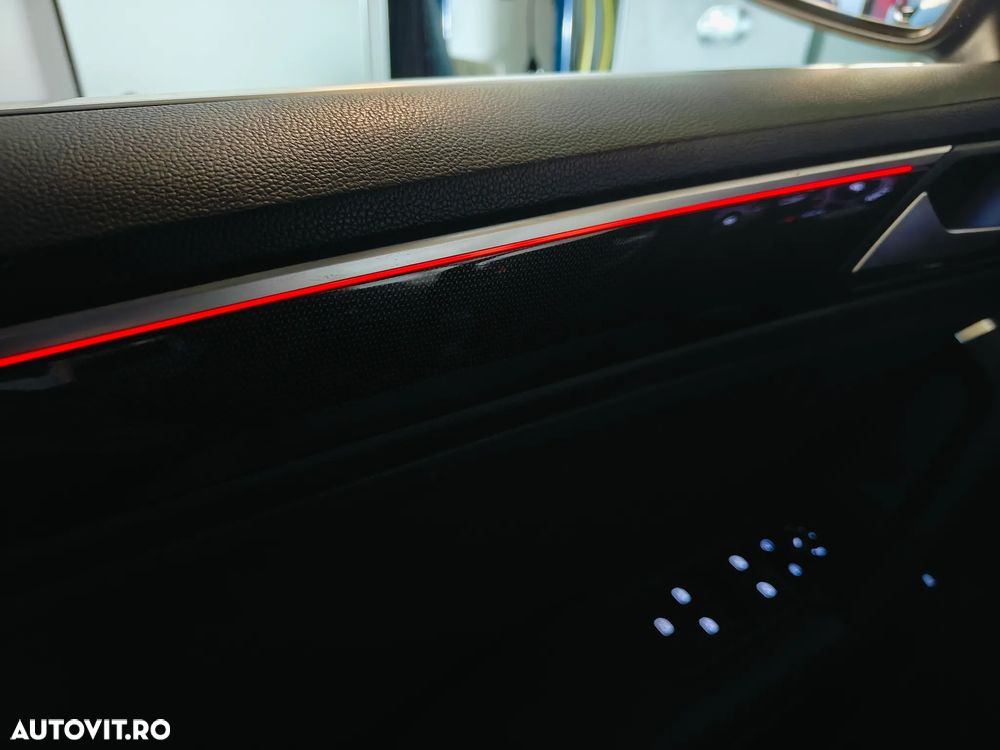 Volkswagen Tiguan - 38