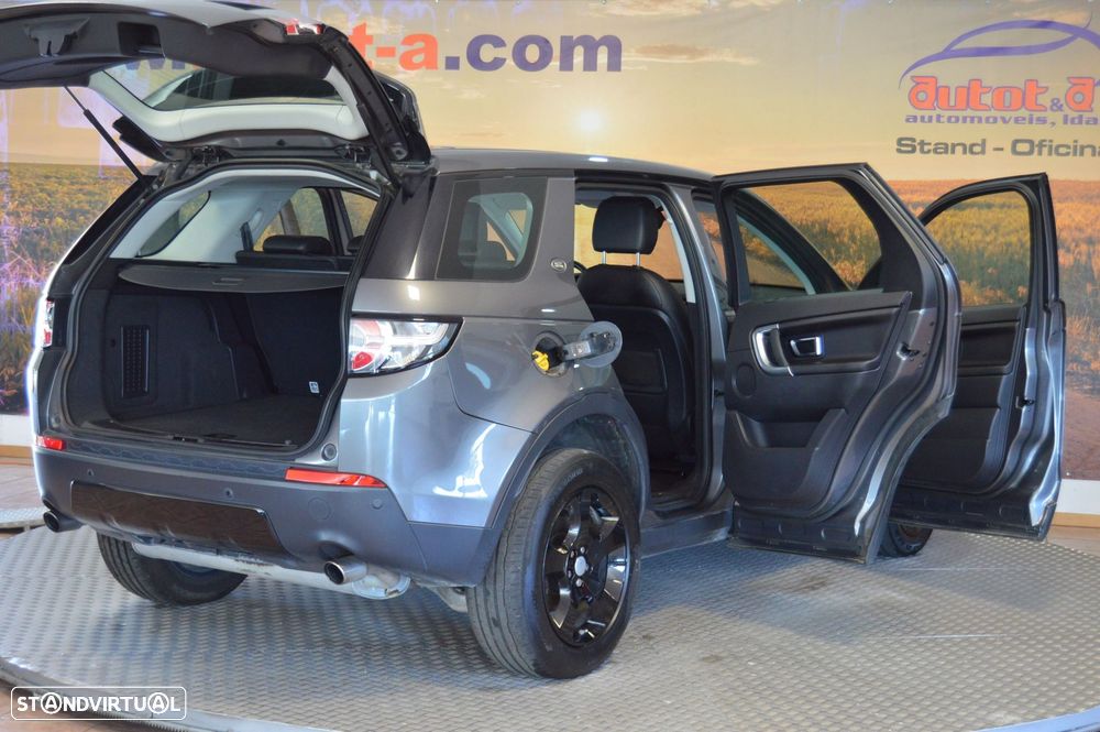Land Rover Discovery - 8