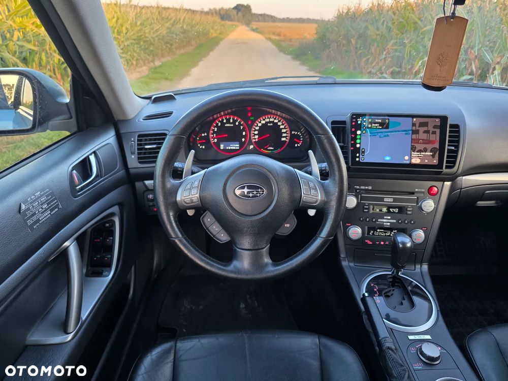 Subaru Outback - 18
