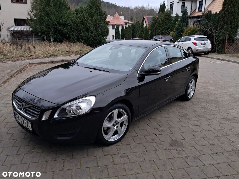 Volvo S60 - 1