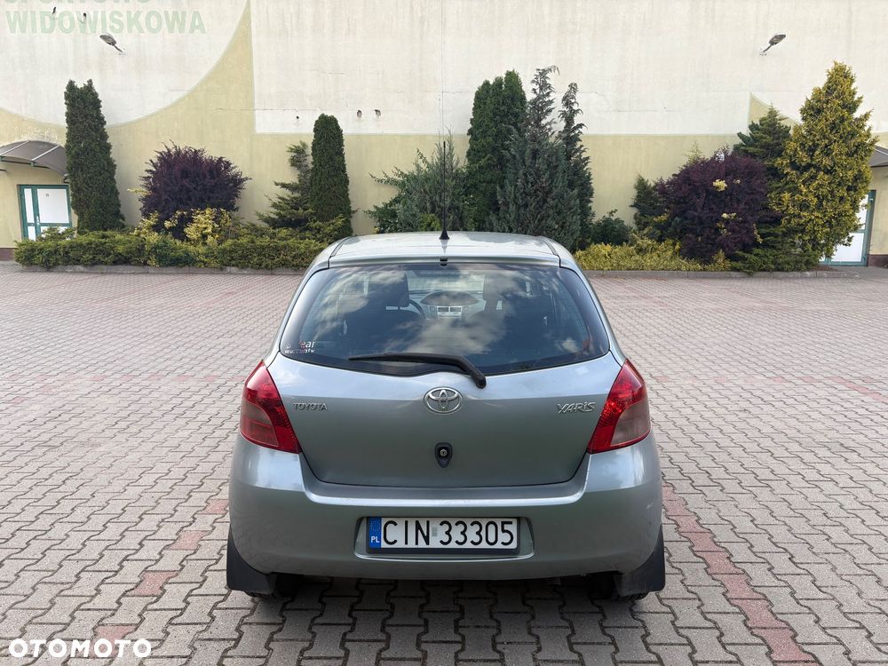 Toyota Yaris 1.4 D-4D Luna - 6