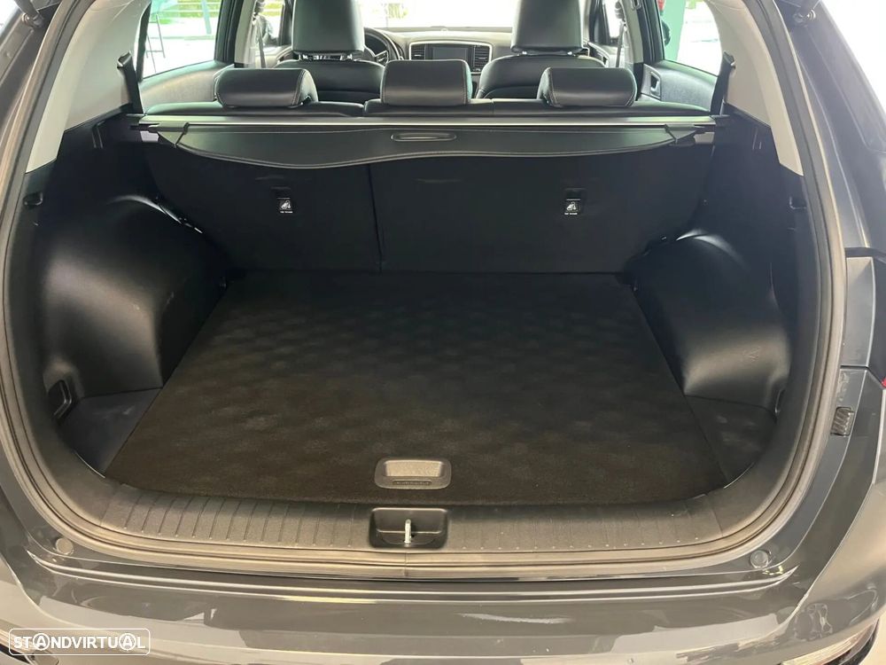 Kia Sportage - 16