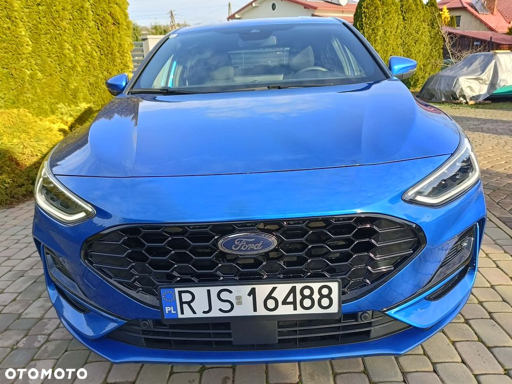 Ford Focus 1.0 EcoBoost Hybrid ST-LINE X - 3