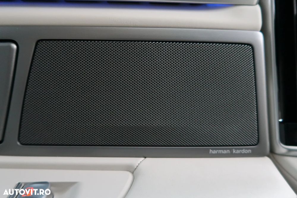 BMW Seria 7 730d xDrive - 28