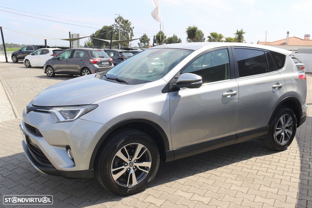 Toyota RAV4 2.0 D-4D Comfort - 14