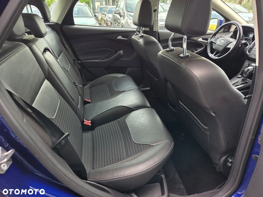 Ford Focus 1.5 EcoBoost Start-Stopp-System Business Edition - 11