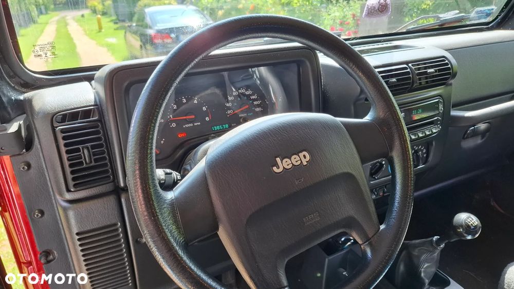 Jeep Wrangler - 9