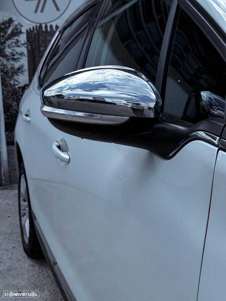 Peugeot 2008 1.6 e-HDi Allure 2-Tronic - 5