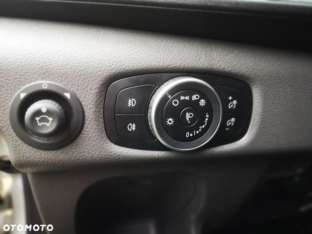 Ford Transit - 13