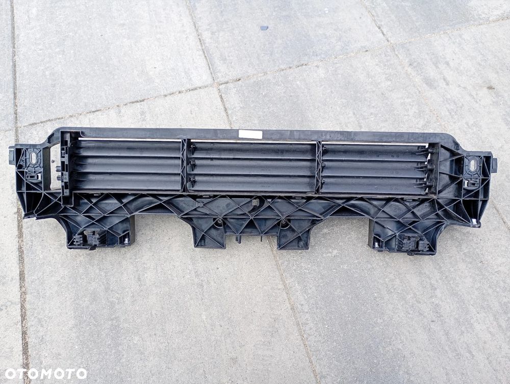 4KE KIEROWNICA WLOT POWIETRZA AUDI E-TRON 4KE807771 - 1