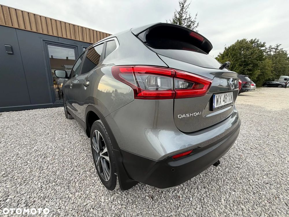 Nissan Qashqai 1.3 DIG-T N-Connecta DCT - 10