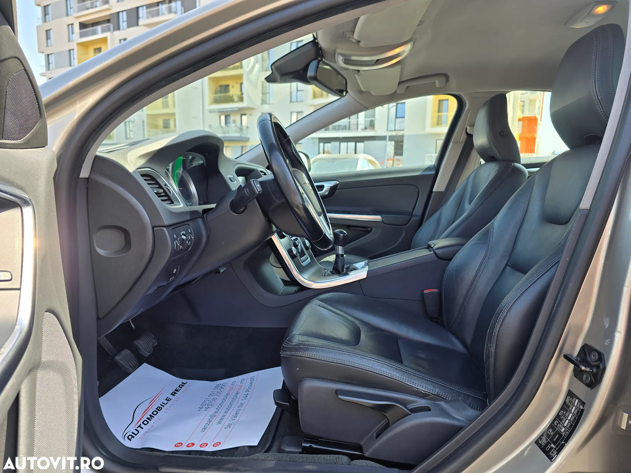 Volvo S60 D2 Momentum - 7