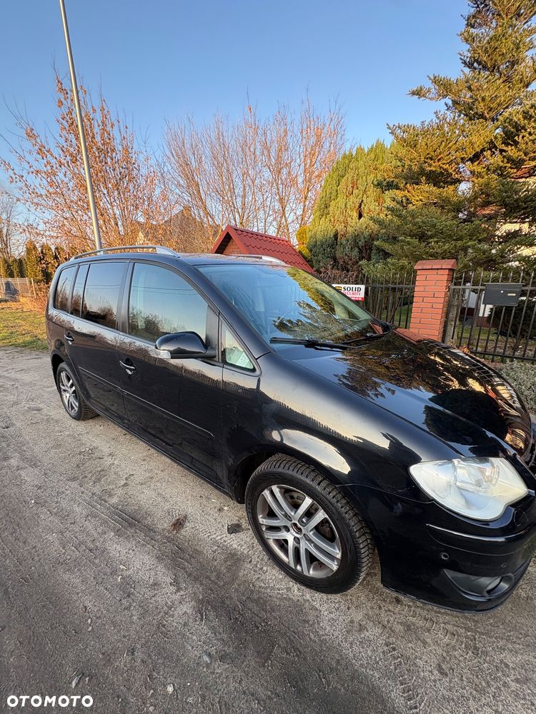 Volkswagen Touran 2.0 TDI Highline - 7
