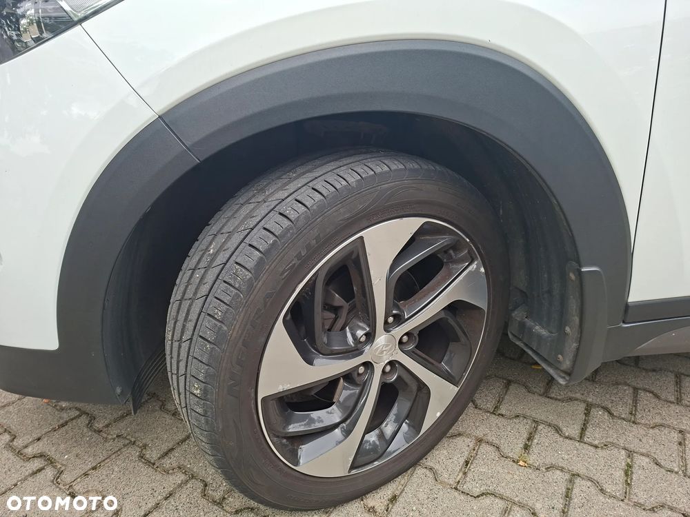 Hyundai Tucson 1.7 CRDI BlueDrive Style 2WD DCT - 12