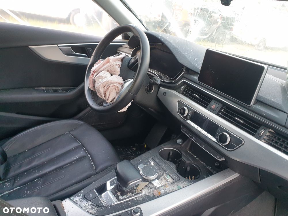 Audi A4 Avant 2.0 TDI Design S tronic - 4
