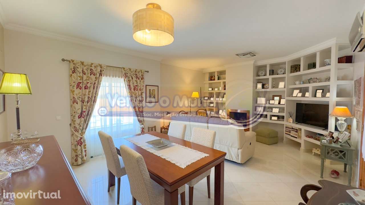 Apartamento T4 em Benavente (B602) - Grande imagem: 3/34