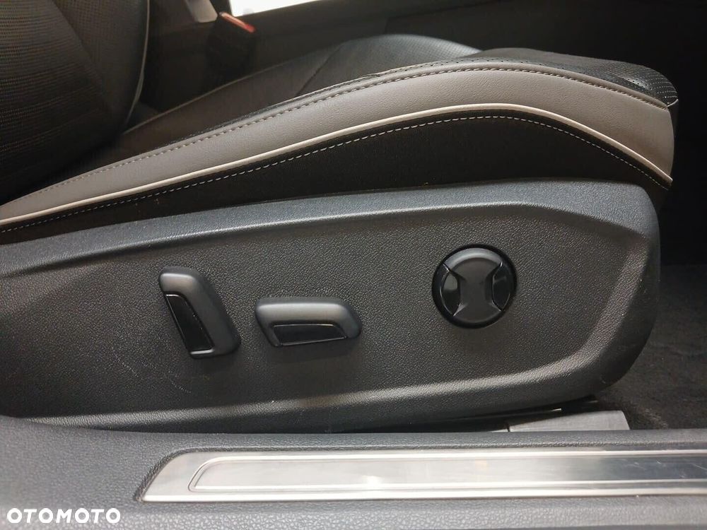 Volkswagen Arteon - 16