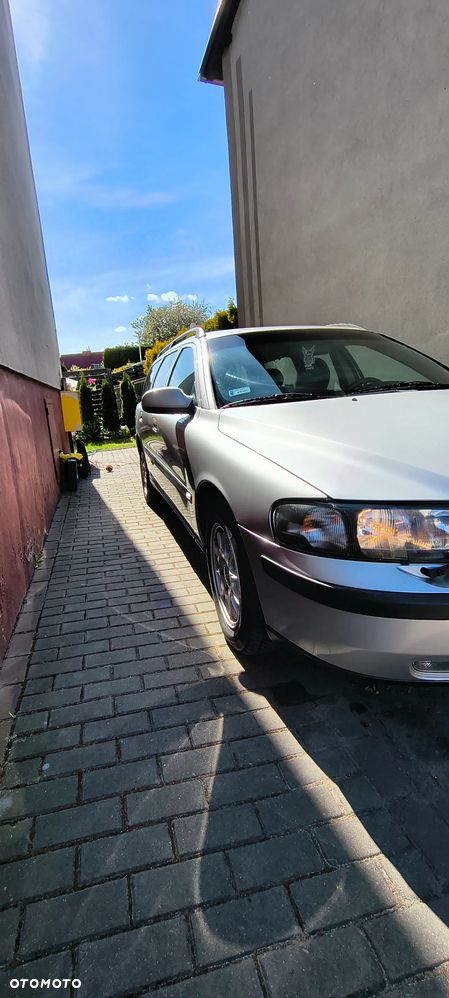 Volvo V70 2.4D5 - 2