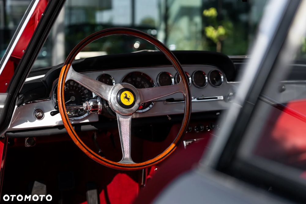 Ferrari 250 - 32