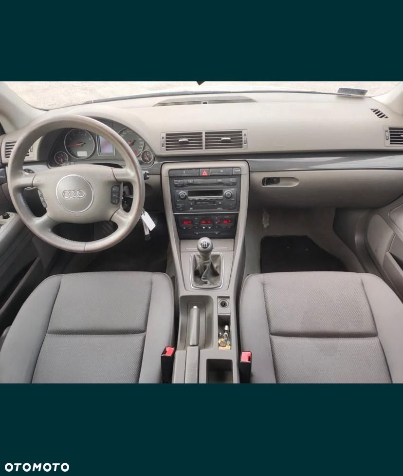 Audi A4 Avant - 4