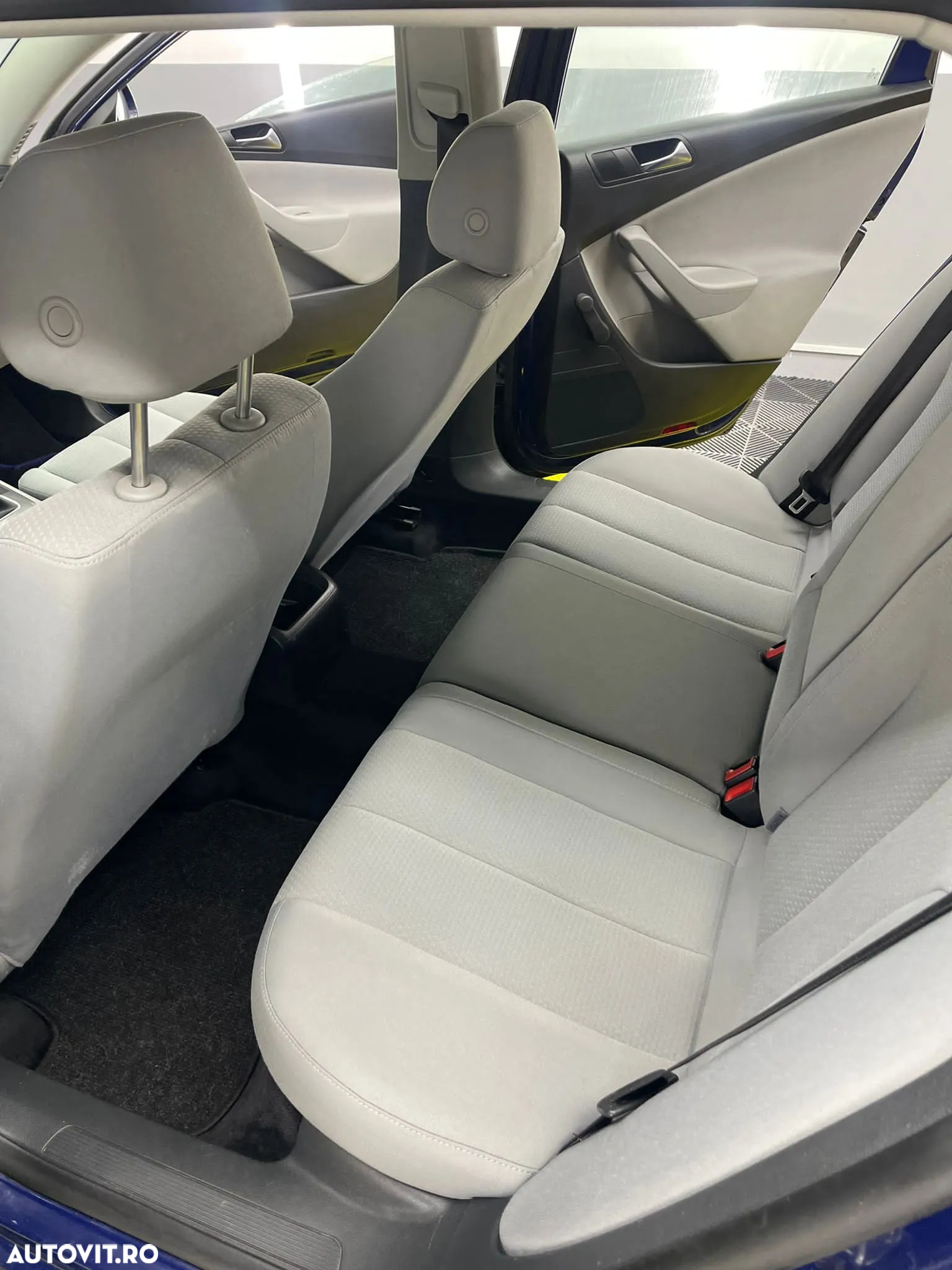Volkswagen Passat Variant 2.0 TDI Comfortline DPF - 4